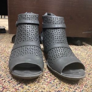 Easy street women’s shoes